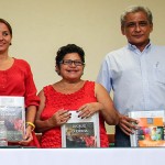 Presentan cartelera del Palenque Xmatkuil 2015